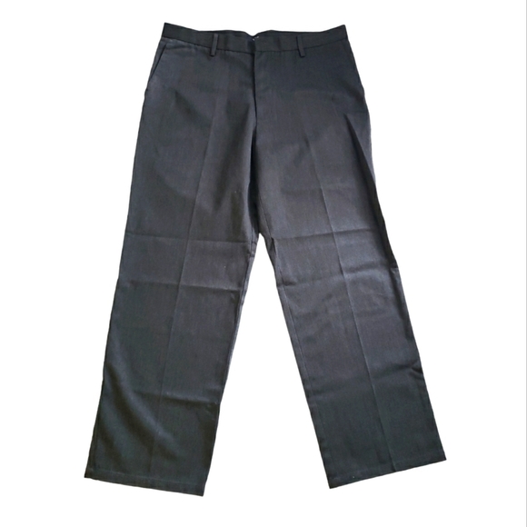 Dockers Other - NWT Men's Dockers the original signature khaki classic fit pants, Size 3…